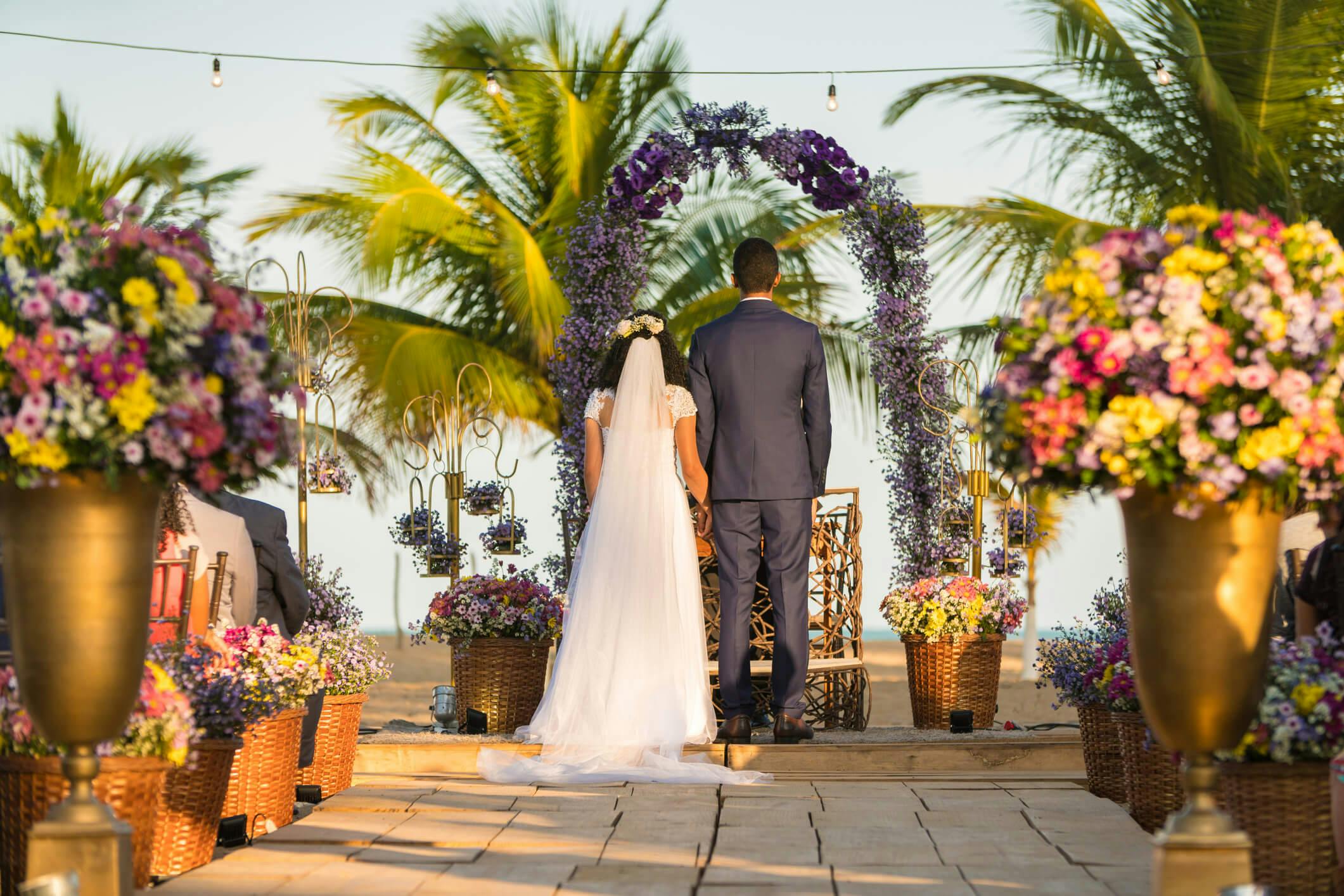 Veja 4 dicas essenciais para o seu casamento na praia ser incrível