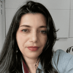 Imagem de perfil de Fernanda Santiago