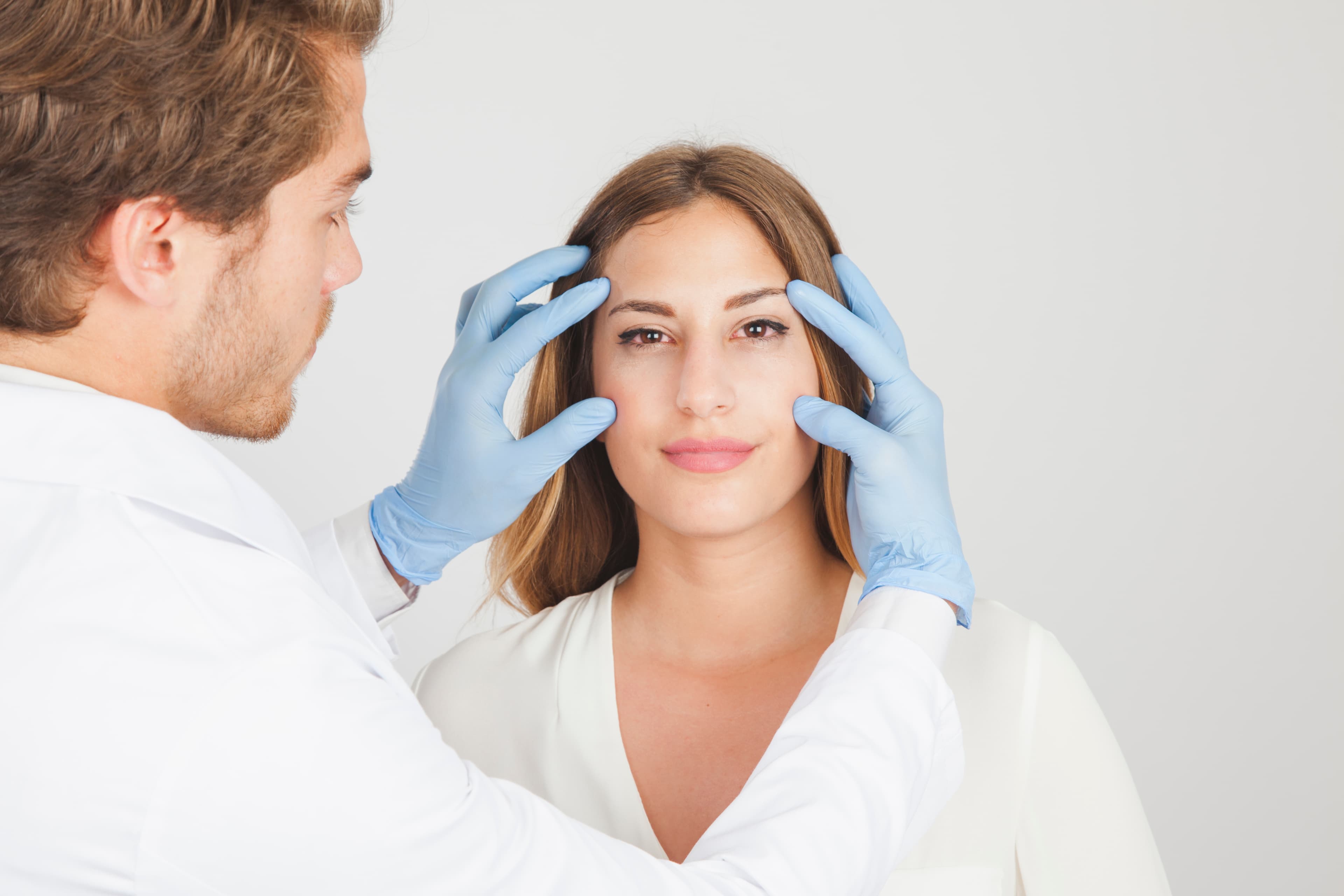 Quando fazer uma simulação de consórcio para cirurgia plástica?