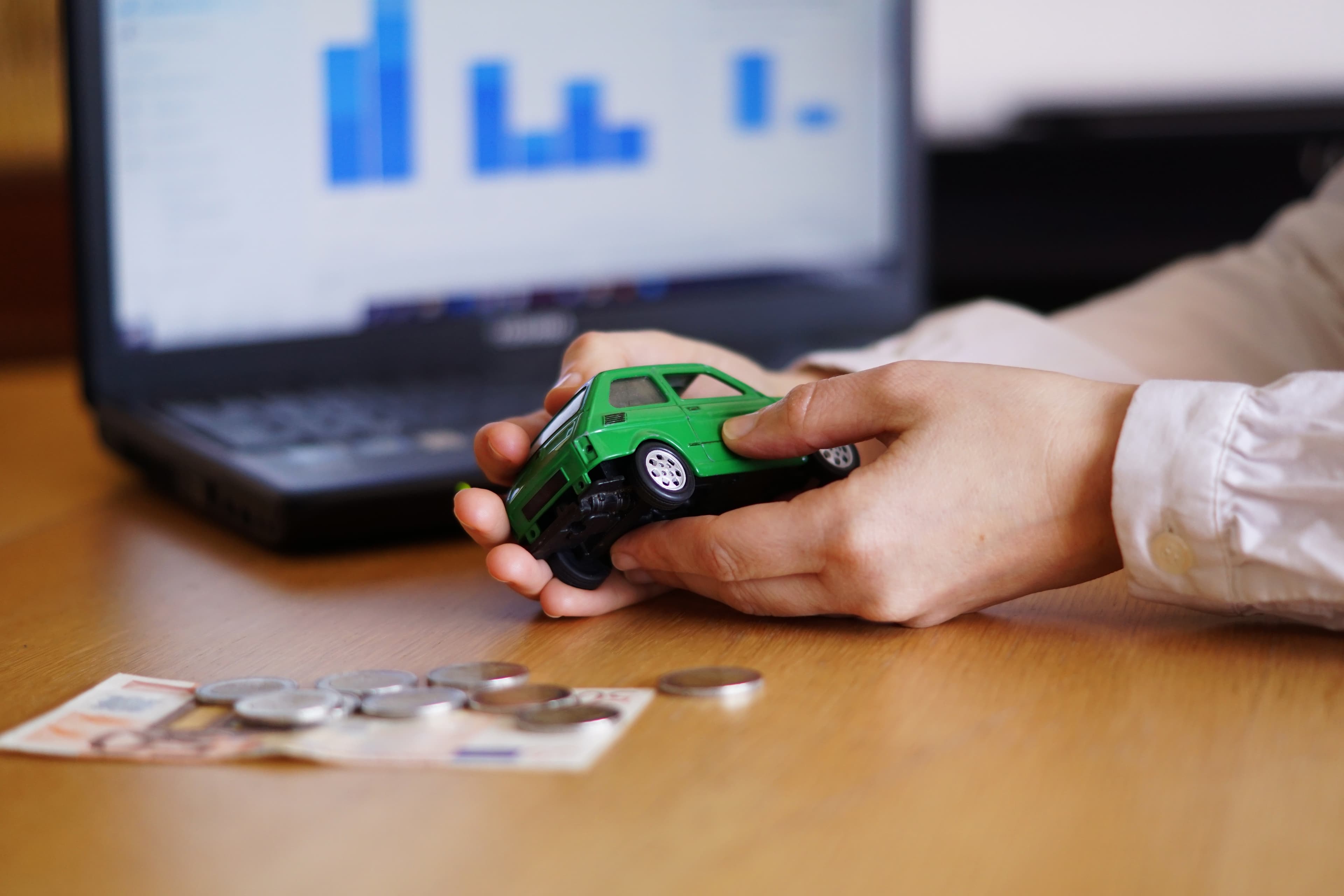 5 dicas para escolher carros econômicos antes de comprar