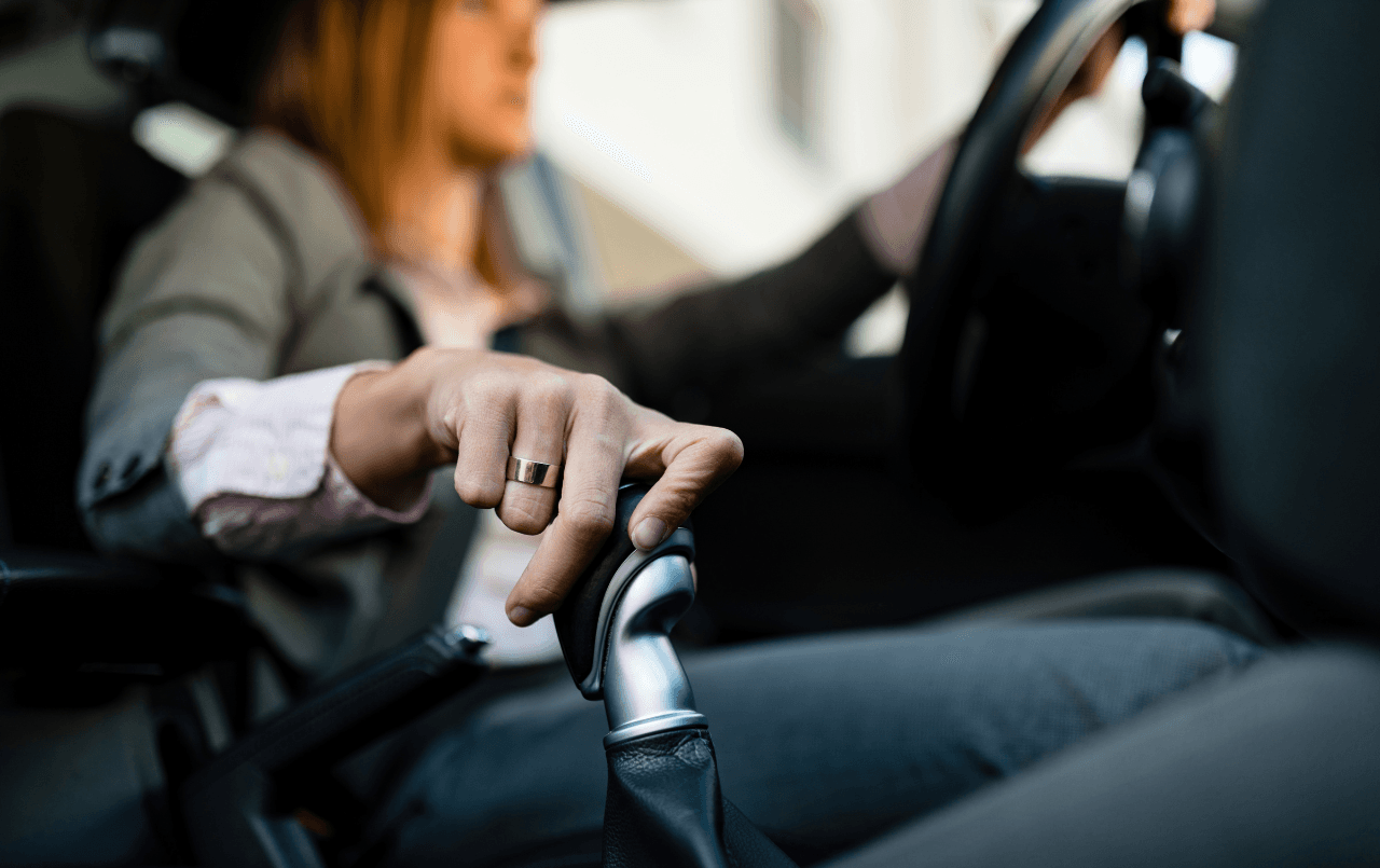 Ainda vale ter carro manual?