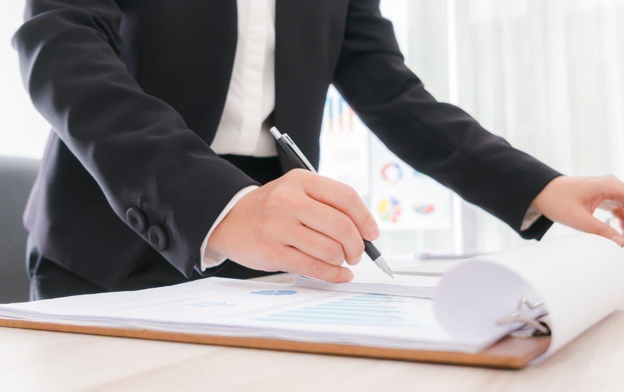 Não existe promessa de contemplação em consórcio