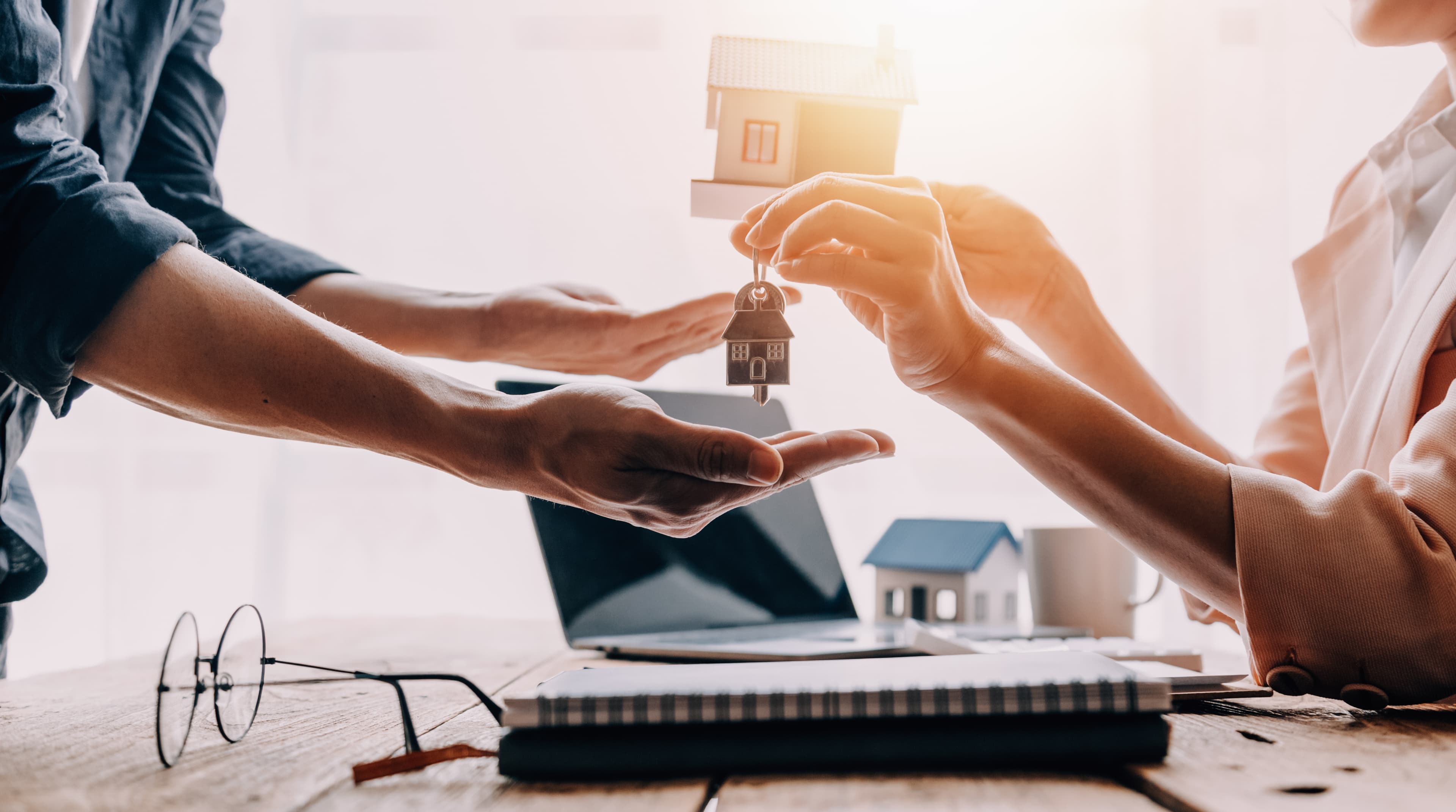 Sofre com aluguel caro de casa? Compre o seu imóvel!