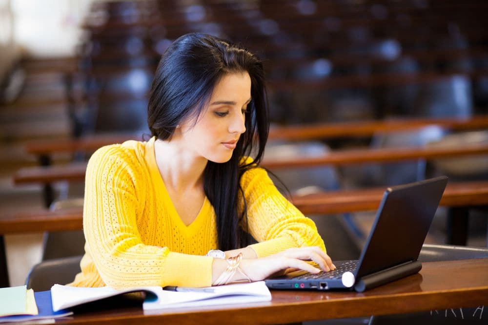 Tire suas principais dúvidas sobre a faculdade de administração